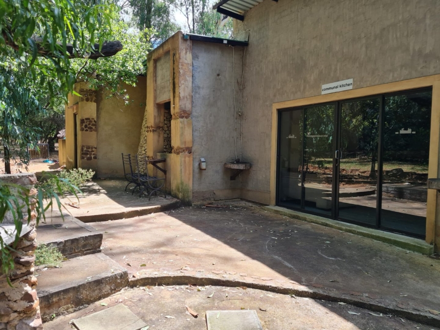 Commercial Property for Sale in Remhoogte AH North West